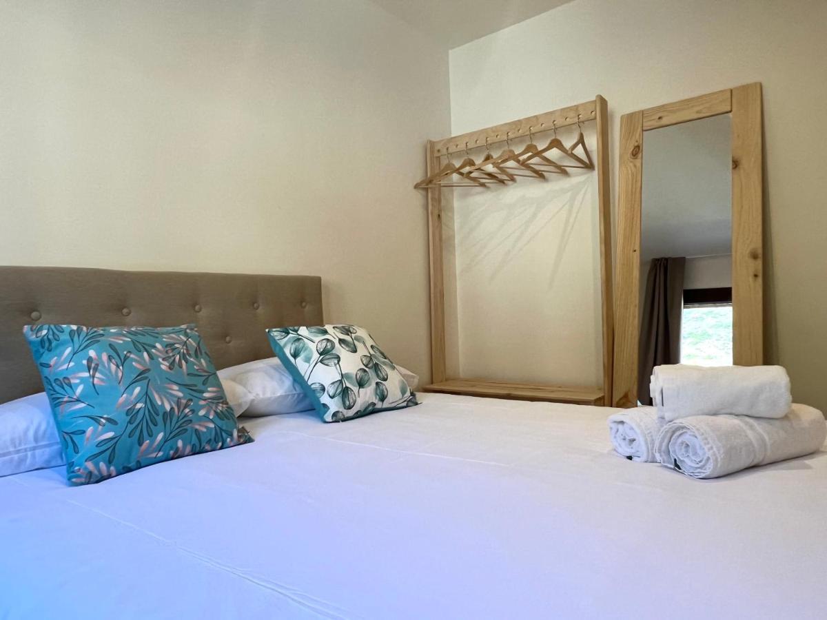 Espot Cowork & Apartments - L'Amfitriona Bagian luar foto