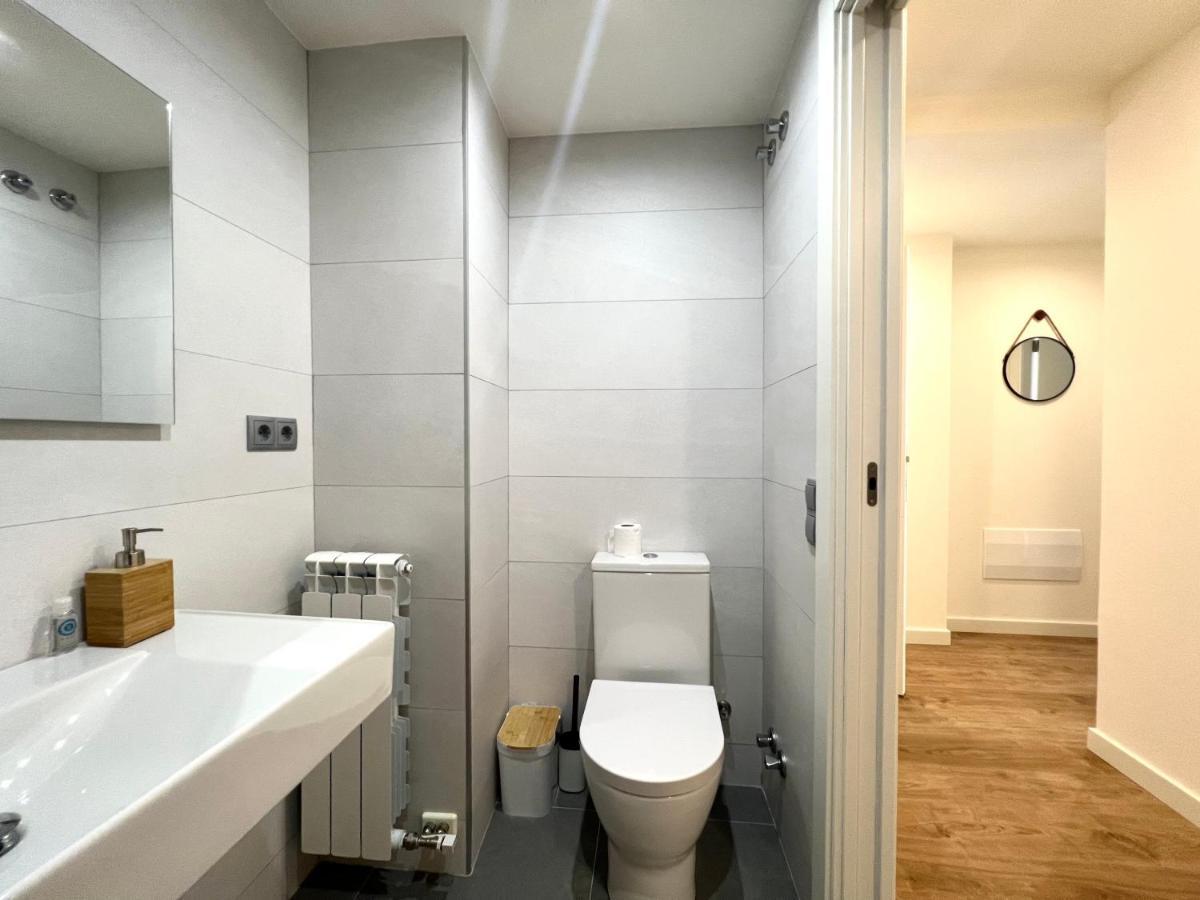 Espot Cowork & Apartments - L'Amfitriona Bagian luar foto